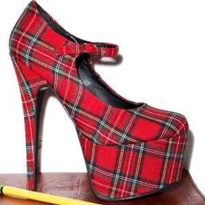 Leg Avenue/ Dolls kill red plaid pump shoes 6
